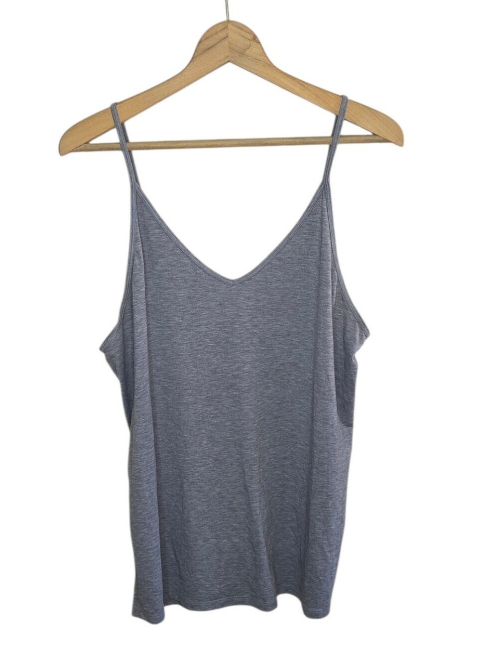 Athleta Essence V-neck Cami Tank Top Heather Gray Size Large Breezy Casual Comfy